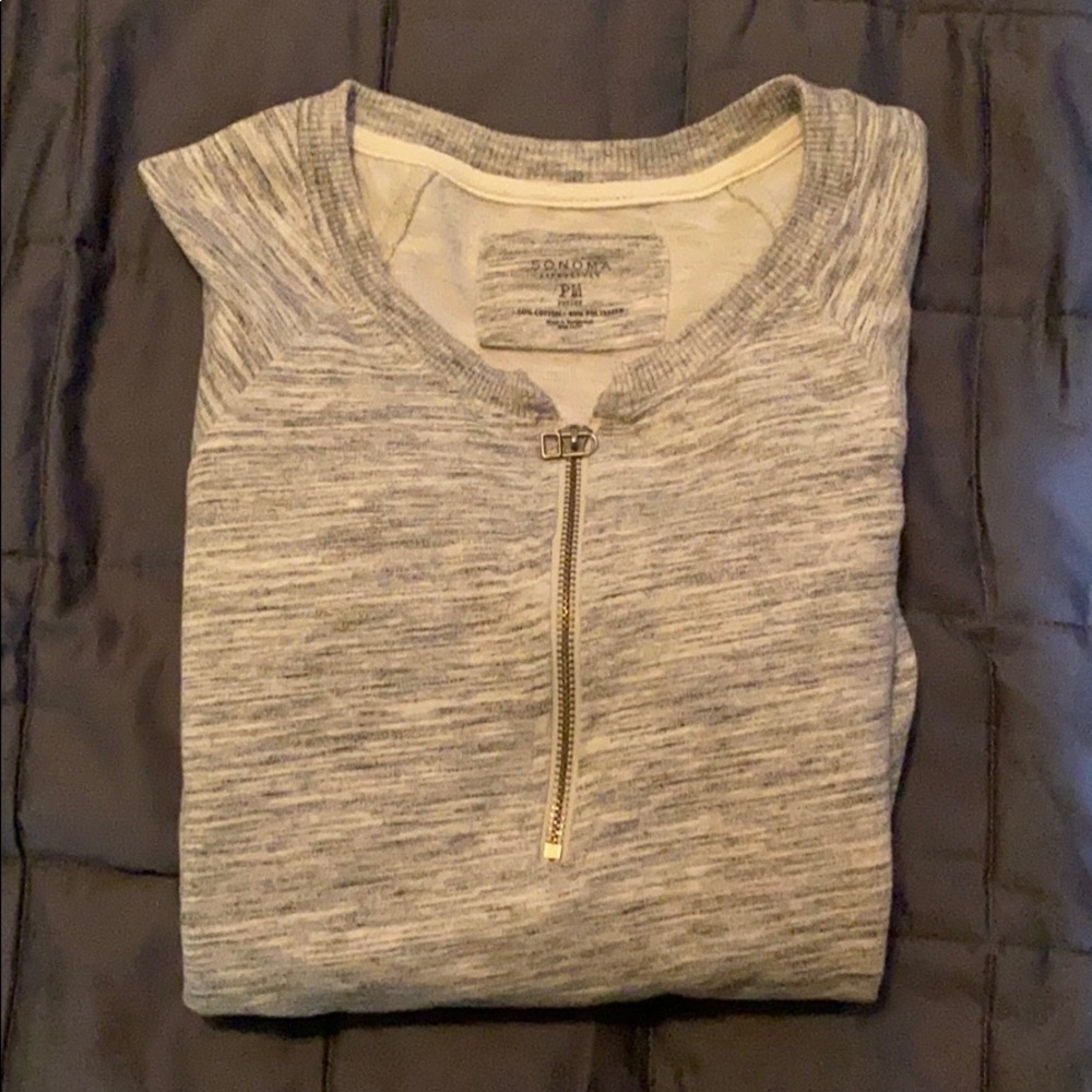 Half zip women’s sweatshirt